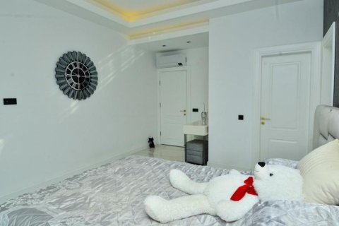 Villa for sale  in Alanya, Antalya, Turkey, 275m2, No. 166427 – photo 30