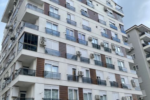 Продажа квартиры  в Анталье, Турция 1+1, 65м2, №193070 – фото 1