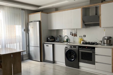 Продажа квартиры  в Анталье, Турция 1+1, 65м2, №193070 – фото 2