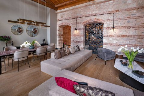 Продажа квартиры  в Стамбуле, Турция 2+1, 134м2, №191657 – фото 16