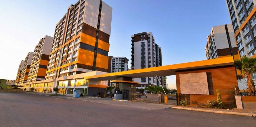 2+1 Apartment in Kepez, Antalya, Turkey No. 211687