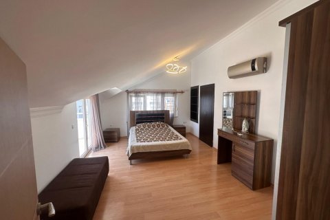 Продажа квартиры  в Анталье, Турция 4+1, 195м2, №211325 – фото 16