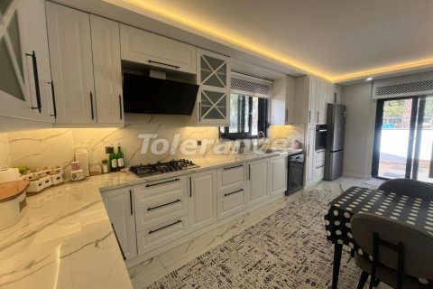 Villa for sale  in Antalya, Turkey, 5 bedrooms, 310m2, No. 192617 – photo 9