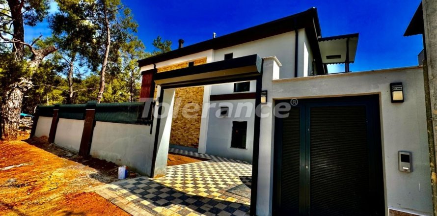 5+2 Villa  in Antalya, Turkey No. 192617