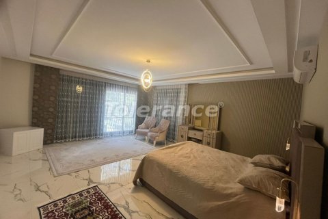 Villa for sale  in Antalya, Turkey, 5 bedrooms, 310m2, No. 192617 – photo 14